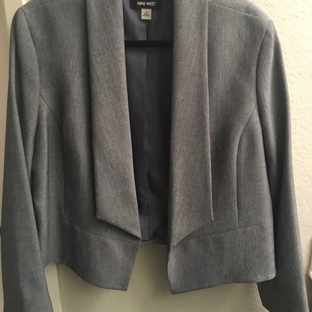 Nine West Gray Cropped Open-Front Blazer